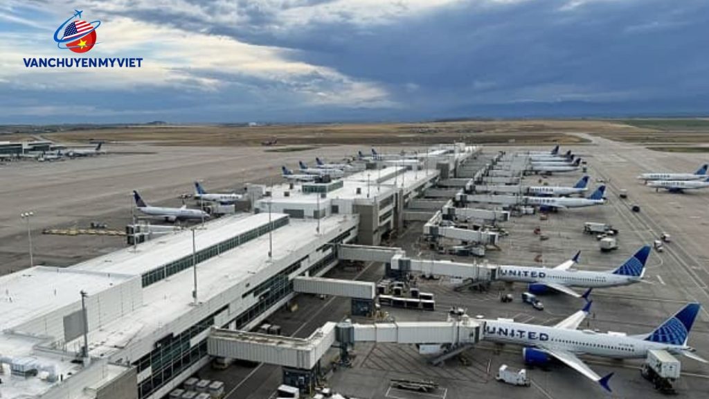 Dịch Vụ Booking Tải Hàng Không Từ Sân Bay Quốc Tế Denver Về TP. HCM