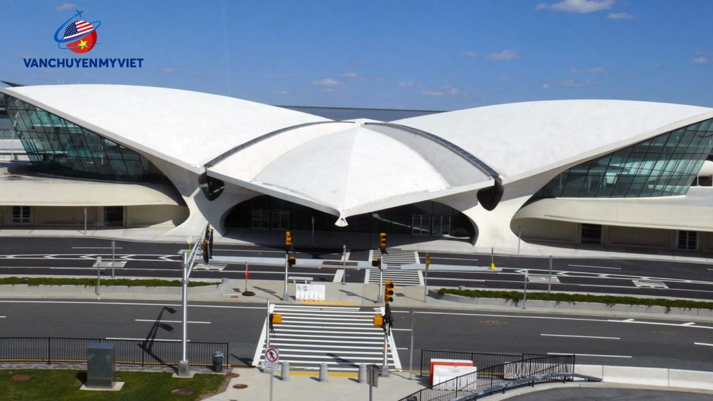 Dịch Vụ Booking Tải Hàng Không Từ Newark (EWR) Về TP. HCM (SGN)