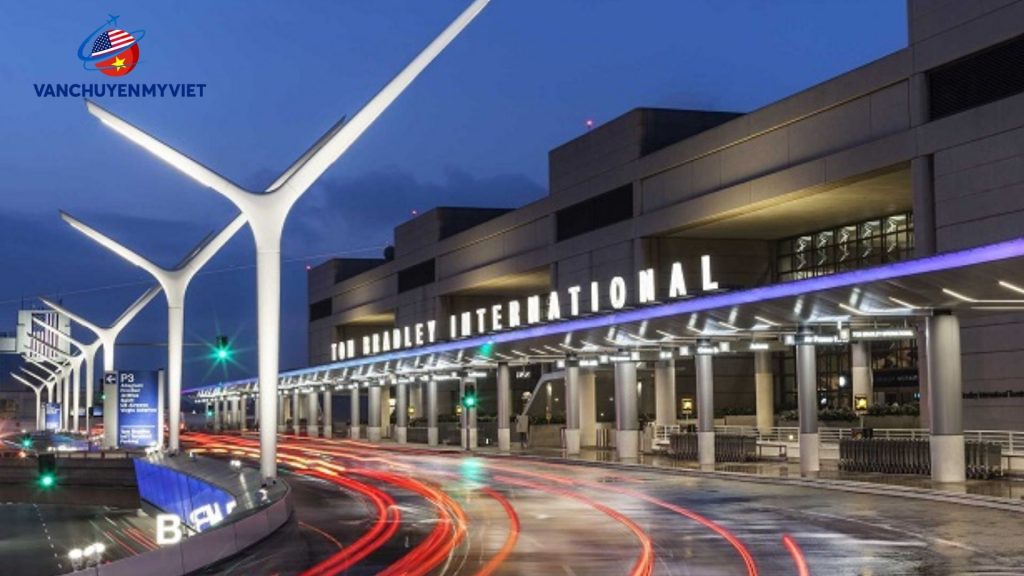 DỊCH VỤ BOOKING TẢI HÀNG KHÔNG TỪ SÂN BAY QUỐC TẾ Los Angeles (LAX) VỀ TP. HCM (SGN)